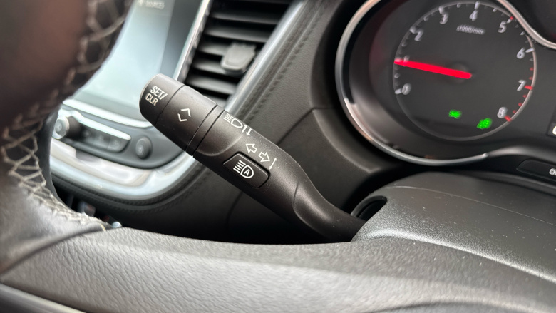 Vauxhall Grandland X 1.2 Turbo SRi Nav 5dr Petrol Hatchback